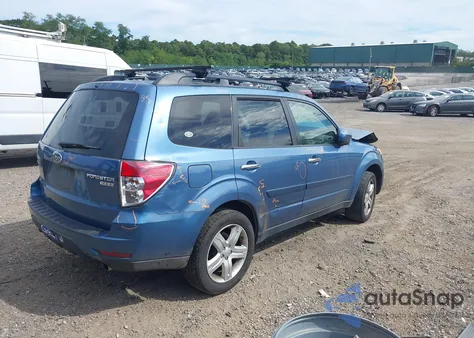 2010 Subaru Forester 2.5X Limited z USA, uszkodzony, nr VIN JF2SH6DC2AH803695